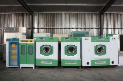 干洗机 全封闭,荆州强胜洗涤设备现货,干洗机 荆州市强胜机械制造有限